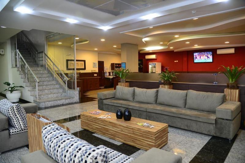 Golden Blue Hotel Лондрина Екстериор снимка