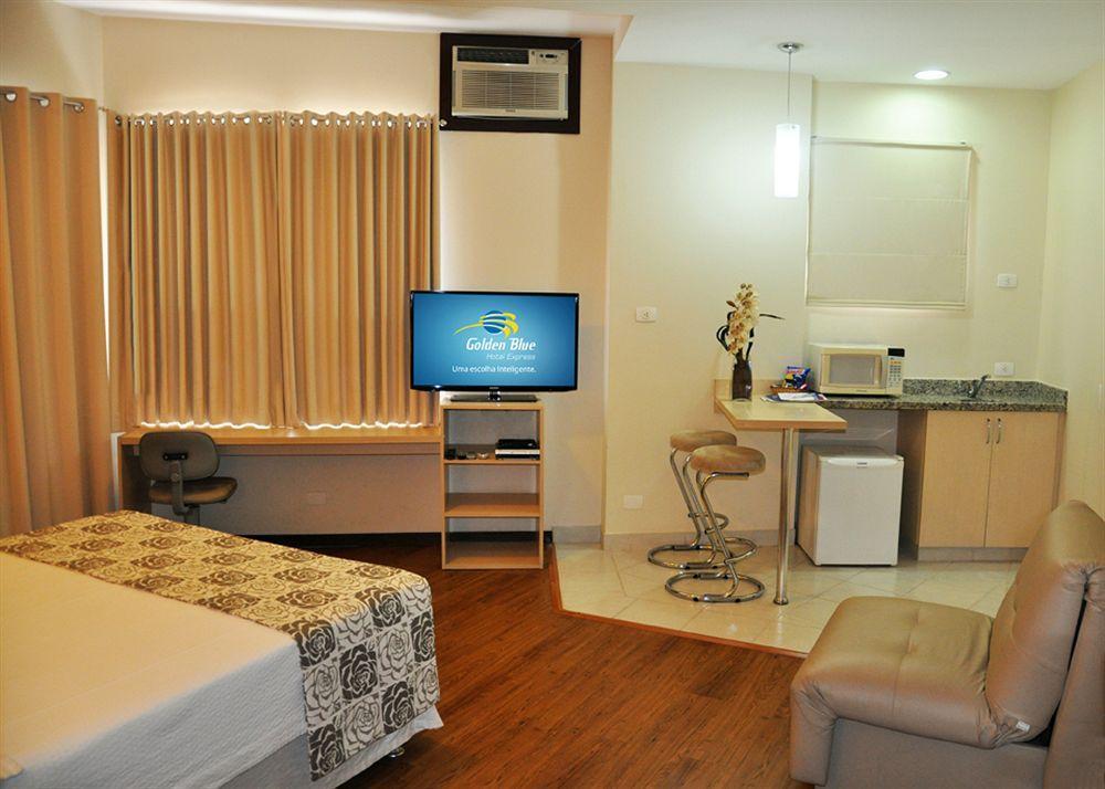 Golden Blue Hotel Лондрина Екстериор снимка