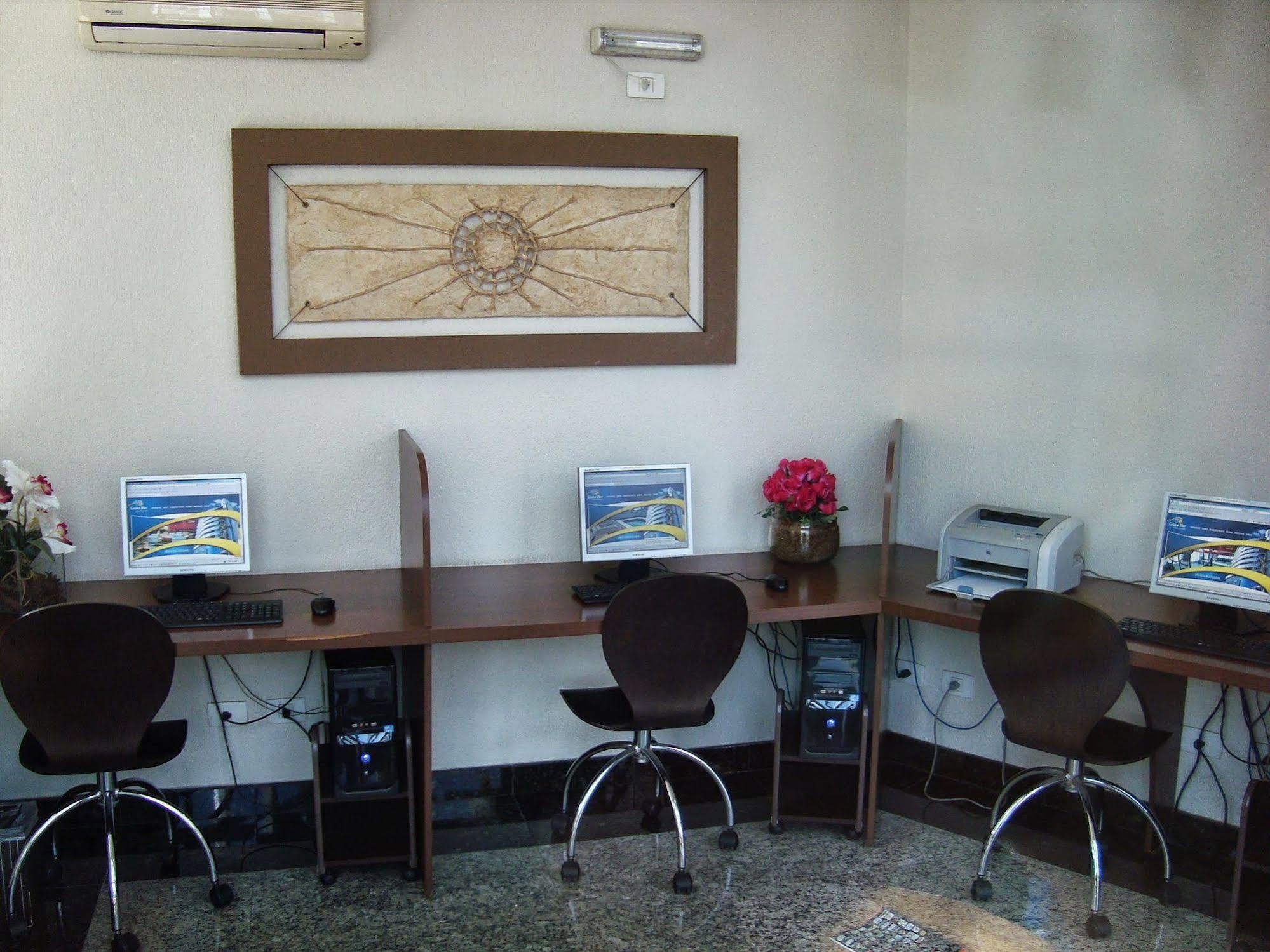 Golden Blue Hotel Лондрина Екстериор снимка